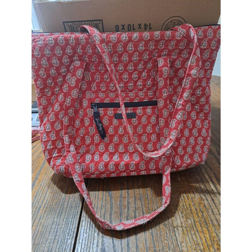 Vera Bradley Red White Blue Tote Bag Handbag  Retired Pattern Quilted Cotton